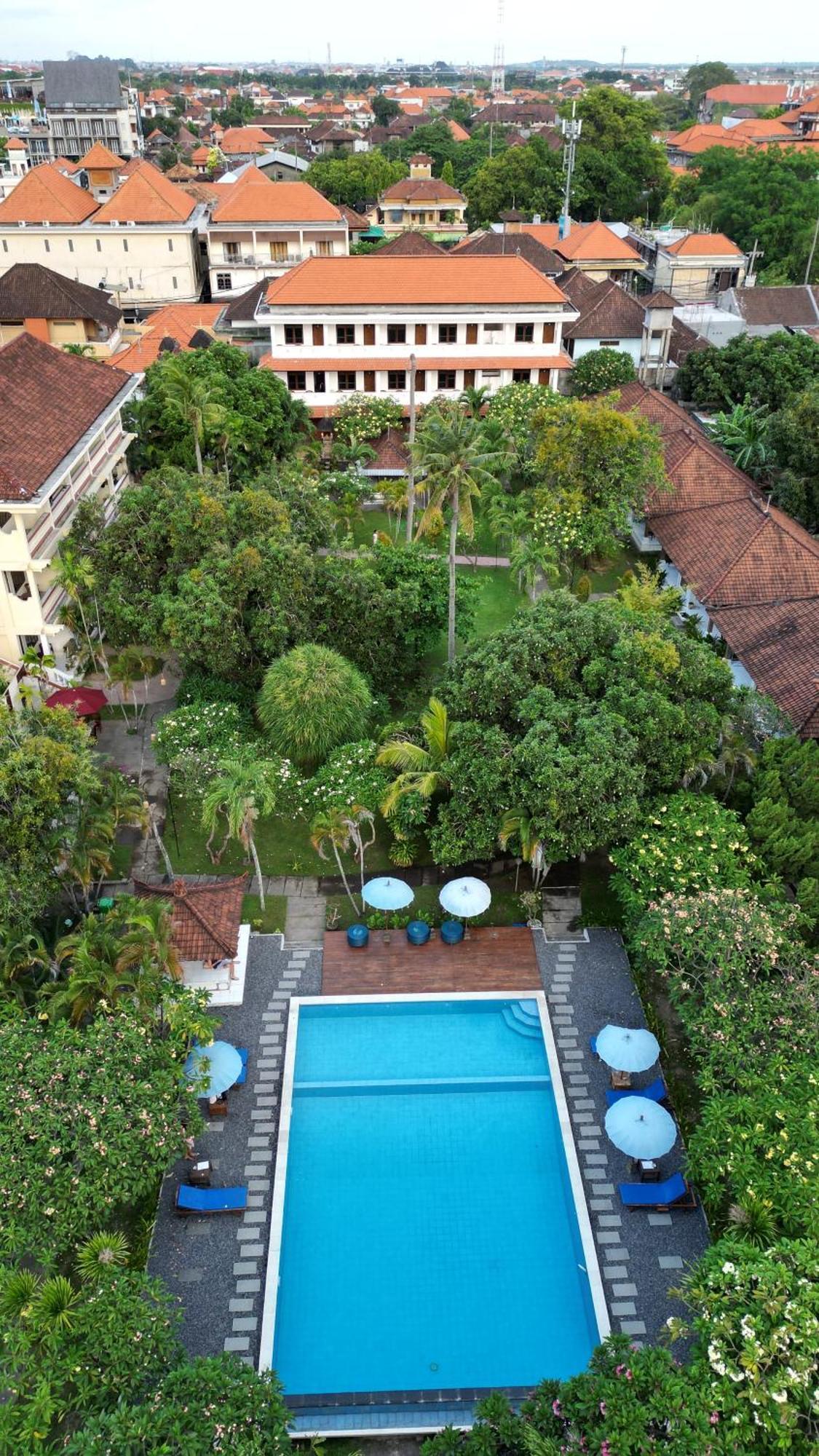 New Mekar Jaya Hotel Легиан Экстерьер фото
