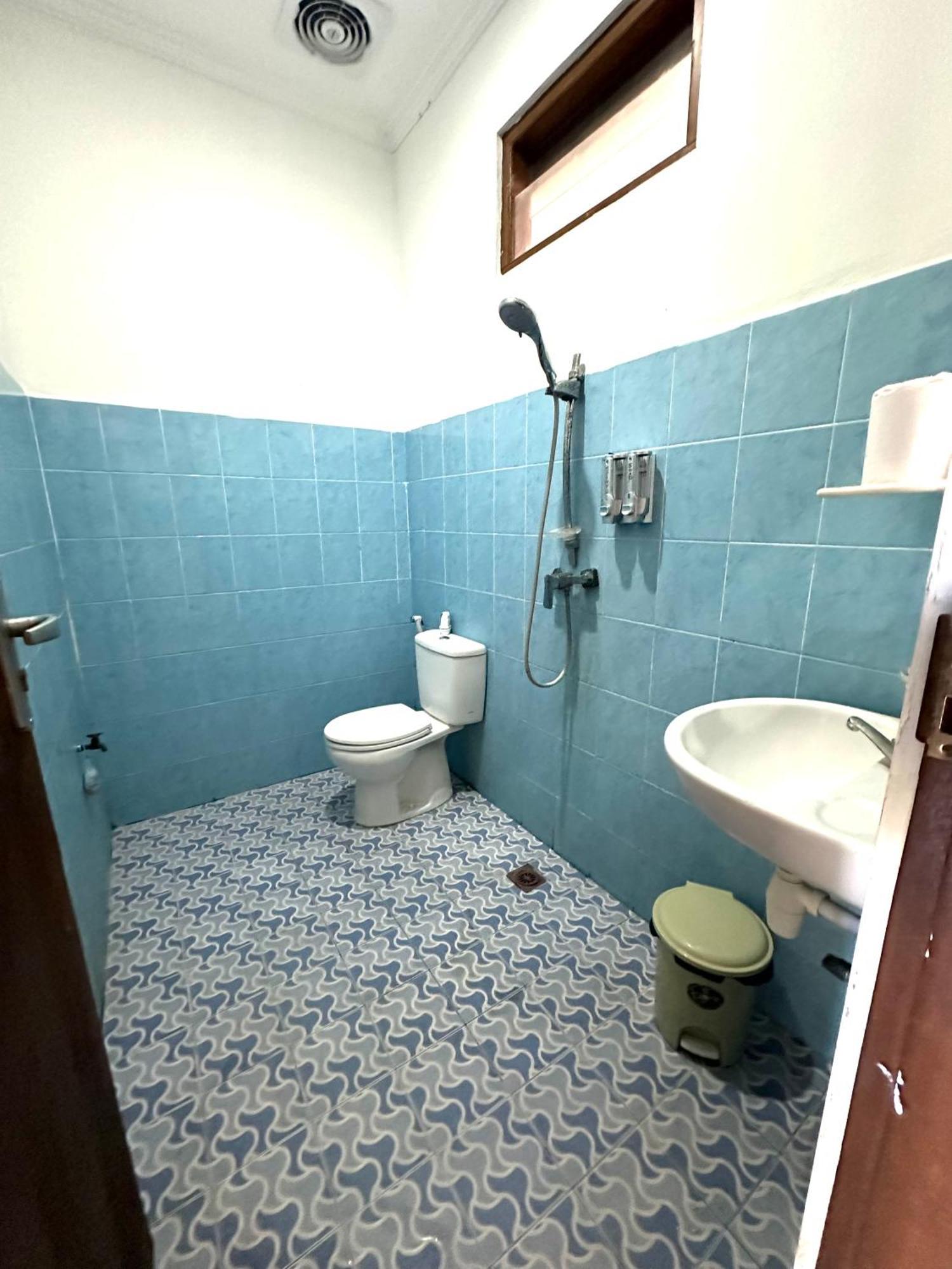 New Mekar Jaya Hotel Легиан Экстерьер фото